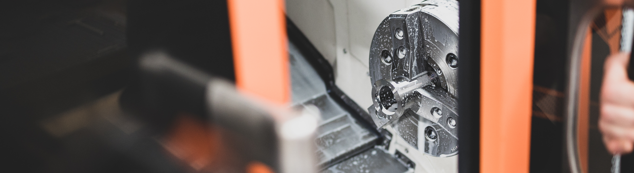 Mazak Machinę At Limar Uk